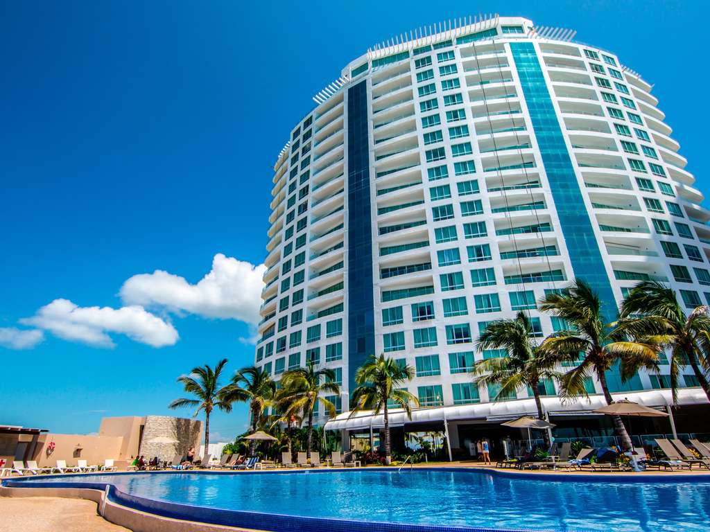Park Royal Beach Mazatlan